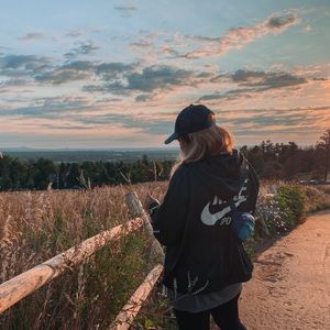 Meet your Posher, Alison